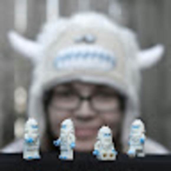 Profile Picture of Marissa Calko (@emmkaycee) on Poshmark