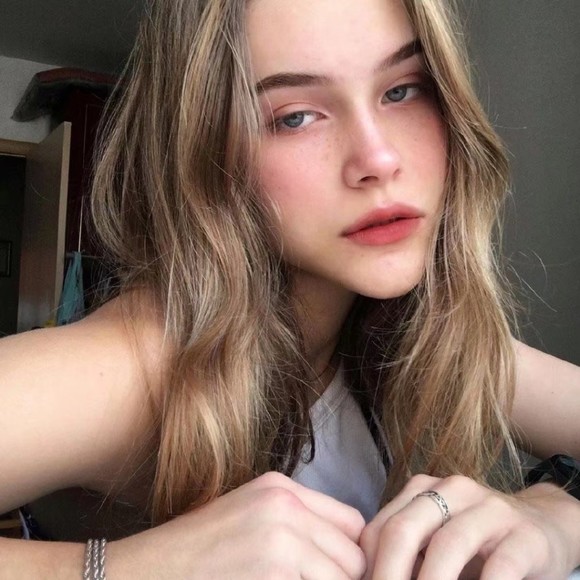 Profile Picture of Andrinaja Coby (@andrinajacoby) on Poshmark