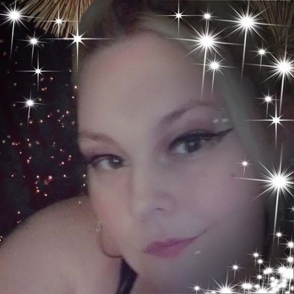 Profile Picture of Heather Grahek (@heathergrahek) on Poshmark