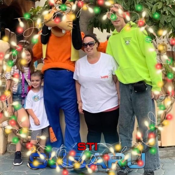 Profile Picture of Ronald Frace (@fracer322001) on Poshmark