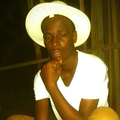 Profile Picture of Yao Claude Moïse (@emomoclaude94) on Twitter