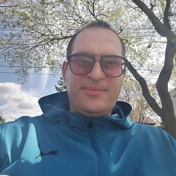 Profile Picture of Aymen Chamroukhi (@aymenchamroukhi) on Poshmark