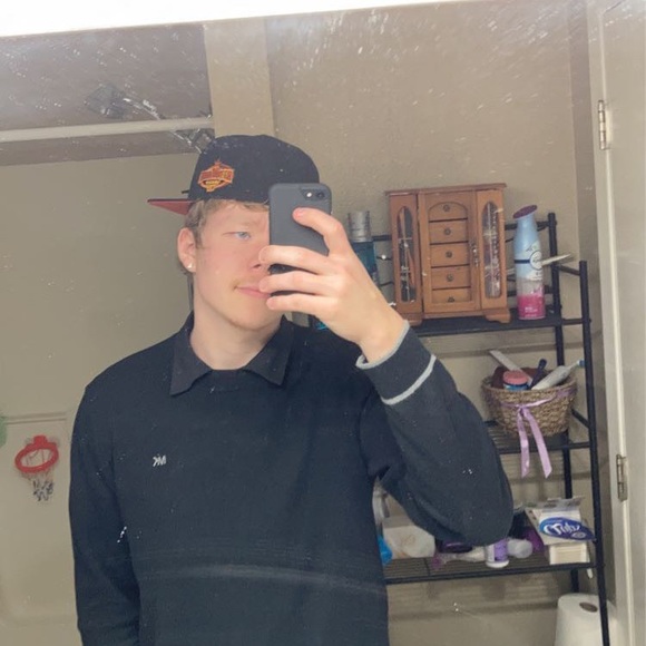 Profile Picture of Daniel Haynes (@haynesdaniel41) on Poshmark