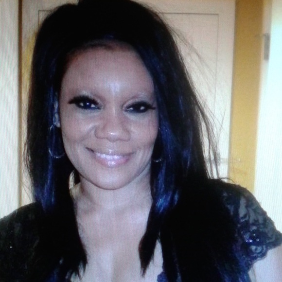 Profile Picture of Crystal Mcmath (@prettylady1st) on Poshmark