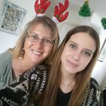 Profile Picture of Lisa May Dewey (@featherstonecraft) on Instagram