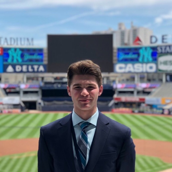 Profile Picture of Justin Valletta (@jtvalletta) on Poshmark