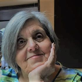 Profile Picture of Roberta Kyle (@pinkpackrat) on Pinterest