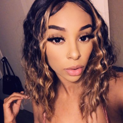 Profile Picture of Tia Kelly 👑 (@Tiiiuhh) on Twitter