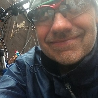 Profile Picture of Steve Brookes (@steve_Eb_minor) on Twitter