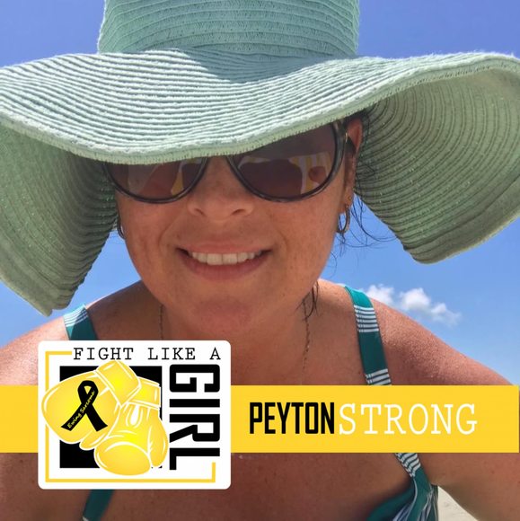 Profile Picture of Naysha Lucarelli (@nlucarelli) on Poshmark