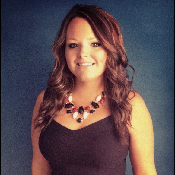 Profile Picture of Alyssa Mclaughlin (@amclaughlin) on Poshmark