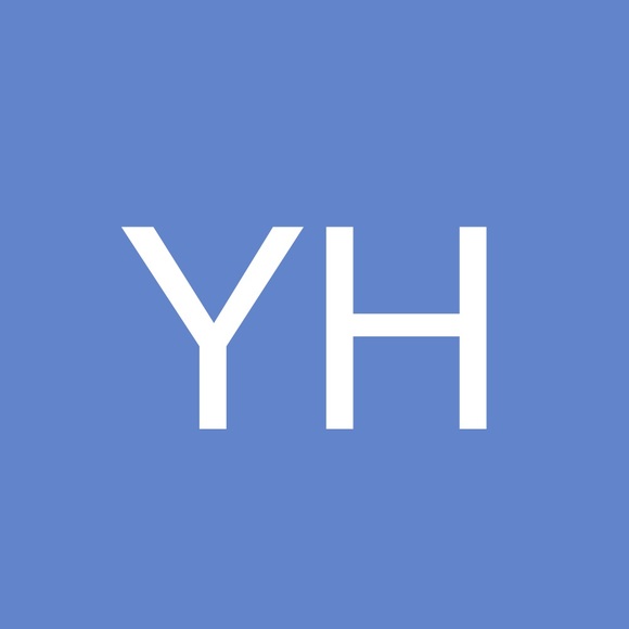 Profile Picture of Yuchi Hsiao (@chyeez) on Poshmark