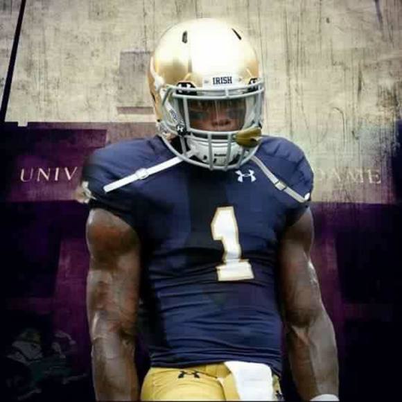 Profile Picture of Kidd Thomas (@kidd18thomas) on Poshmark