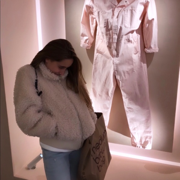 Profile Picture of Tal Bensabath (@talbens) on Poshmark