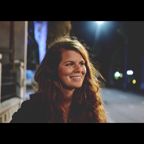 Profile Picture of Olivia Vanyo (@orvanyo) on Poshmark