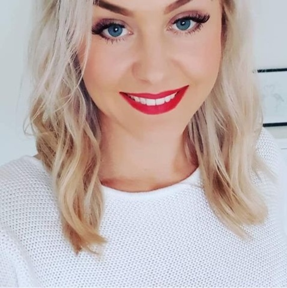 Profile Picture of Mandy Francisco waldrop (@mandyfrancis547) on Poshmark