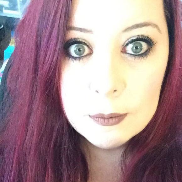 Kim Marchand - Poshmark Profile Picture of Kim Marchand (@km112) on Poshmark