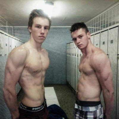 Profile Picture of Michael Valent (@michaelkoo11) on Twitter