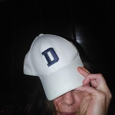 Sandi D - Twitter Profile Picture of Sandi D (@sandwoman2) on Twitter