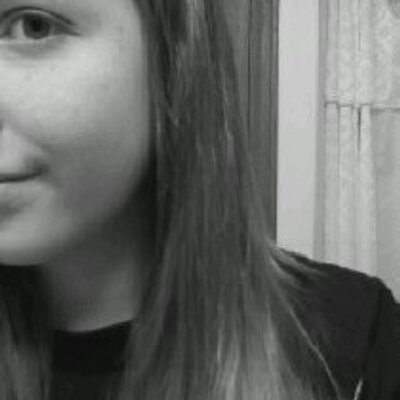 Profile Picture of Ivy Hitz (@IvyyDaWeez) on Twitter