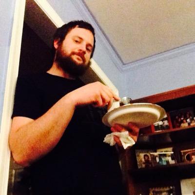 Profile Picture of Robert Wakefield (@bjseef) on Twitter