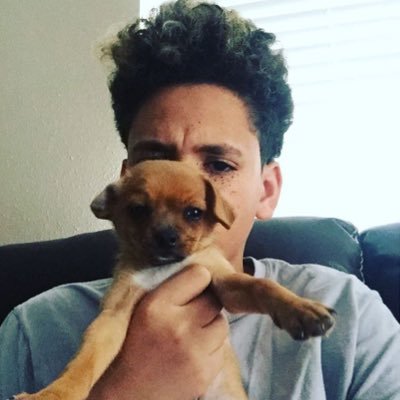 Profile Picture of Charles Fields (@__charlesfields) on Twitter
