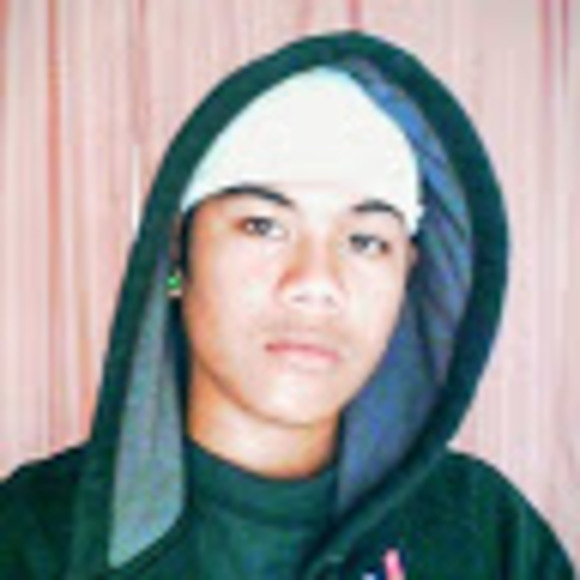 Profile Picture of Markdexter Datuin (@markdexterd) on Poshmark