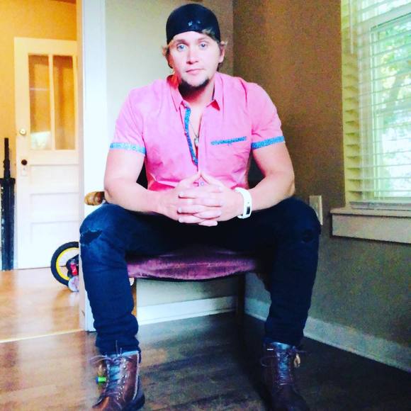 Profile Picture of Justin Keith (@jkeith87) on Poshmark