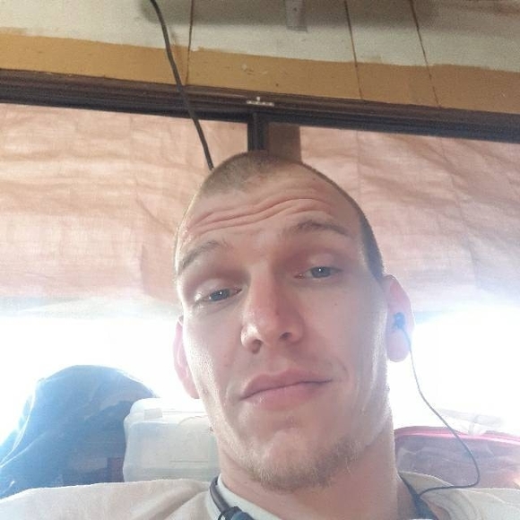 Profile Picture of Brad Park (@pbrad132) on Poshmark