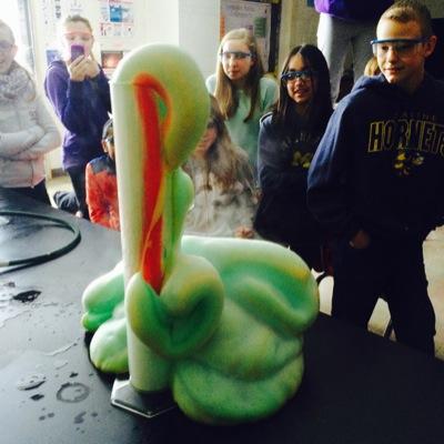 Profile Picture of Mrs. Roehm (@sciencedroehmer) on Twitter