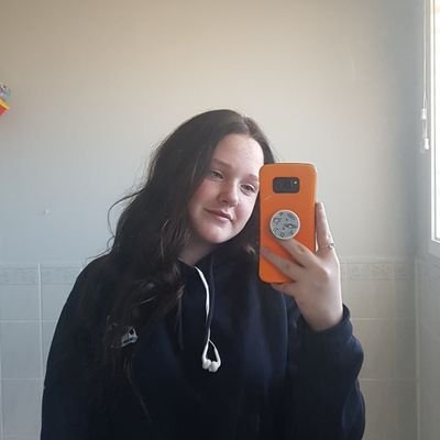 Profile Picture of Abigail (@abigailpaige22) on Twitter