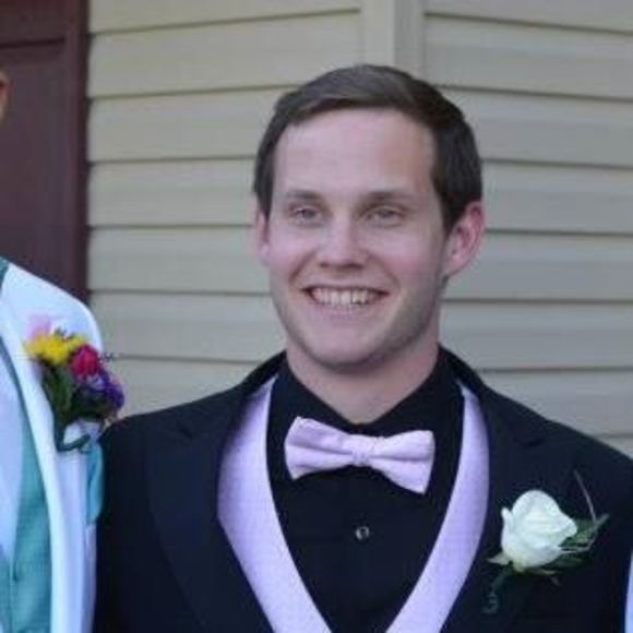 Profile Picture of Ian Mathews (@imatthews) on Poshmark