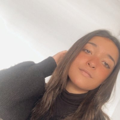 Profile Picture of lucia cid (@luciaciid) on Twitter