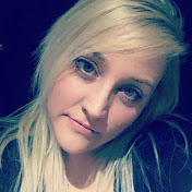 Profile Picture of Amanda Watson (@amandawatson6969) on Youtube