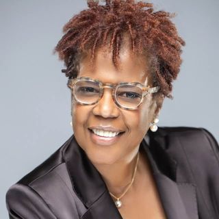 Profile Picture of Shirley Pruitt (@sherleemtown2) on Instagram