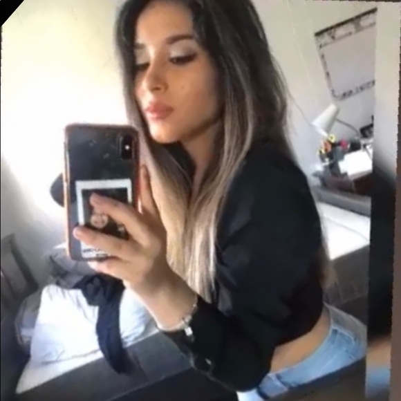 Profile Picture of Erika Naranjo (@gisselnb) on Poshmark
