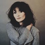 Profile Picture of Essie Davis Fanstagram✨ (@essiedavisdaily) on Instagram