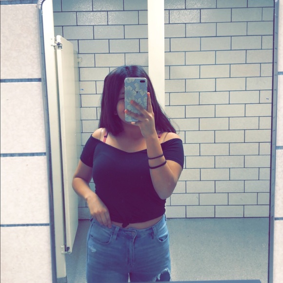 Profile Picture of Doris Padron (@dorispadron) on Poshmark