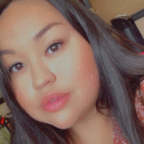 Profile Picture of Janeal Mcdonald (@janeal_mcdonald) on Poshmark