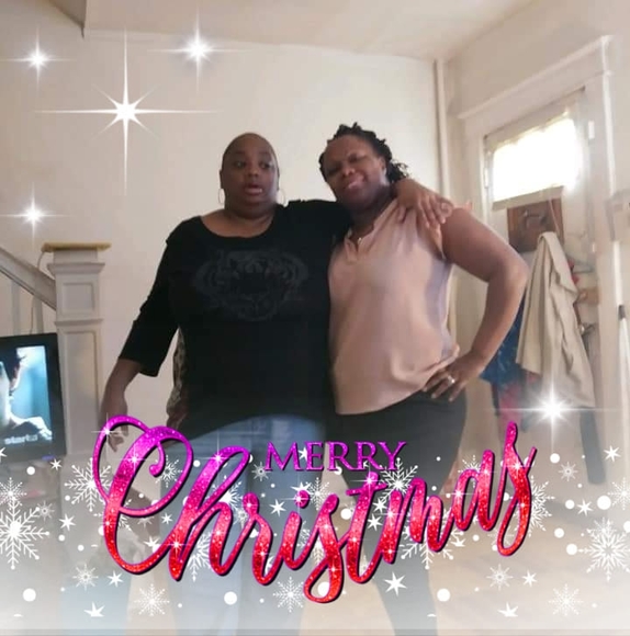 Profile Picture of Jvette Edwards (@jvetteedwards) on Poshmark