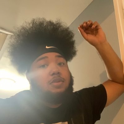 Profile Picture of M. (@InMylesWeTrust) on Twitter