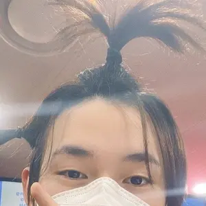 Profile Picture of 𝖓 𝖈 𝖙 (@sasfynzh) on Tiktok