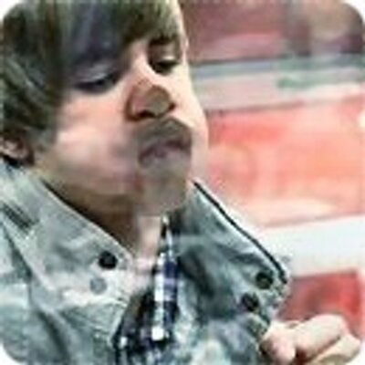 Profile Picture of Vanna Nguyen (@iGotBieberVirus) on Twitter