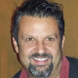 Profile Picture of John Doering (@scottsdalelivn) on Twitter