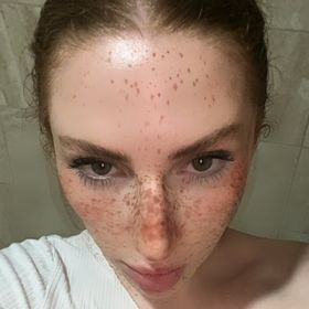 Profile Picture of Noelle Davidson (@noelleelyse) on Pinterest