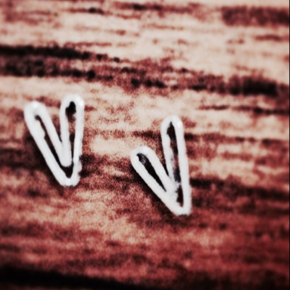 Profile Picture of Casey Hostutler (@casey13126) on Poshmark