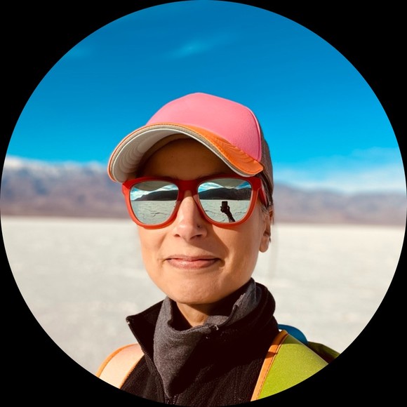 Profile Picture of Sam Groves (@samgoesminimal) on Poshmark