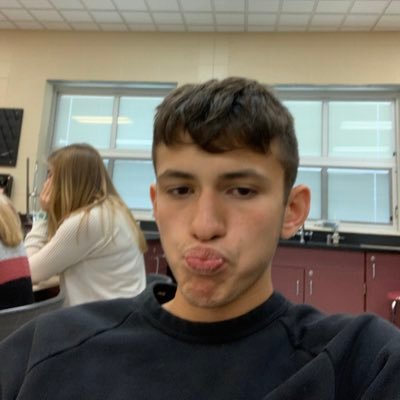 Profile Picture of IvanValdivia (@Ivan__Valdivia) on Twitter