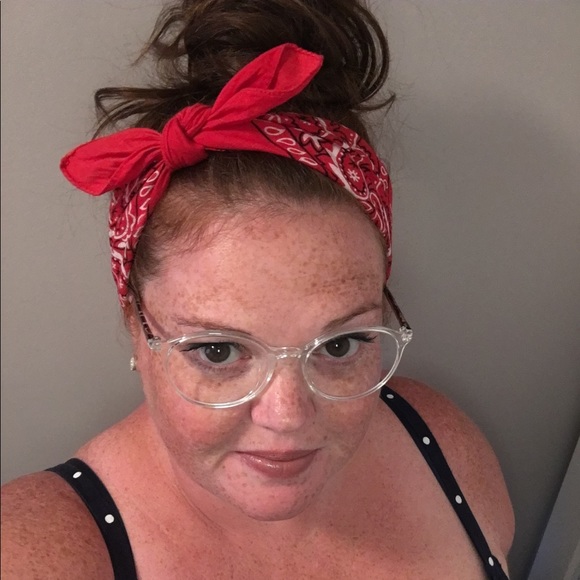 Profile Picture of Kailey Boutang (@kboutang) on Poshmark