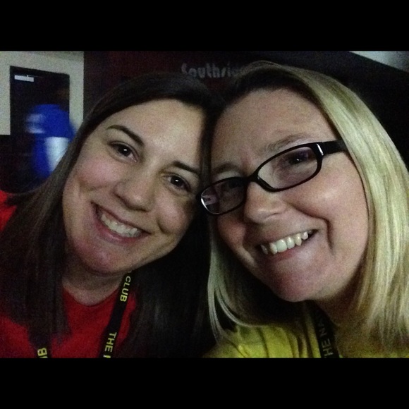 Profile Picture of Ladonna Harmon (@ladonna_harmon) on Poshmark